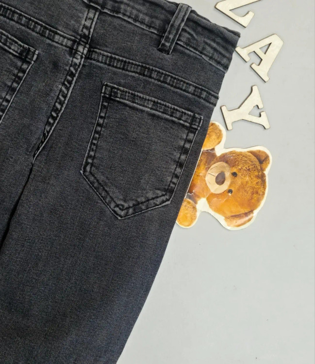 شلوار جین ذغالی درجه یک بچگانه