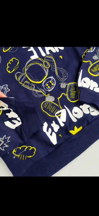 بلوز تک بچگانه طرح فضا نورد سایز 40/55