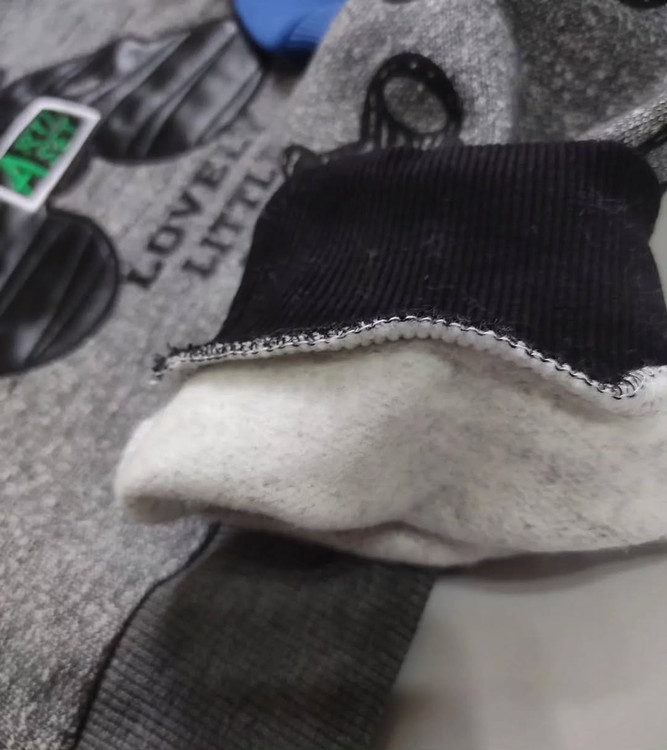 بلوز و شلوار لاینر دار تو کرک گرم بچگانه سایز 55