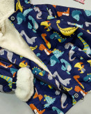 کاپشن دایناسور بچگانه