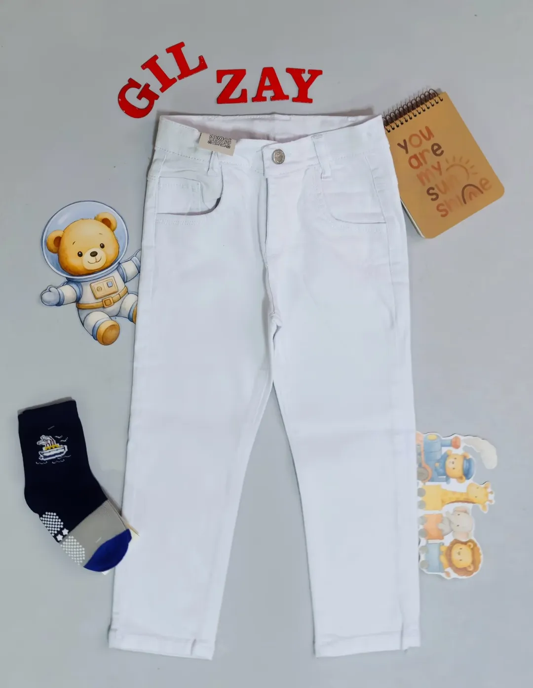 شلوار جین بچه‌گانه سفید
