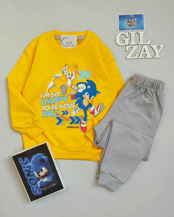 زرد با شلوار طوسی